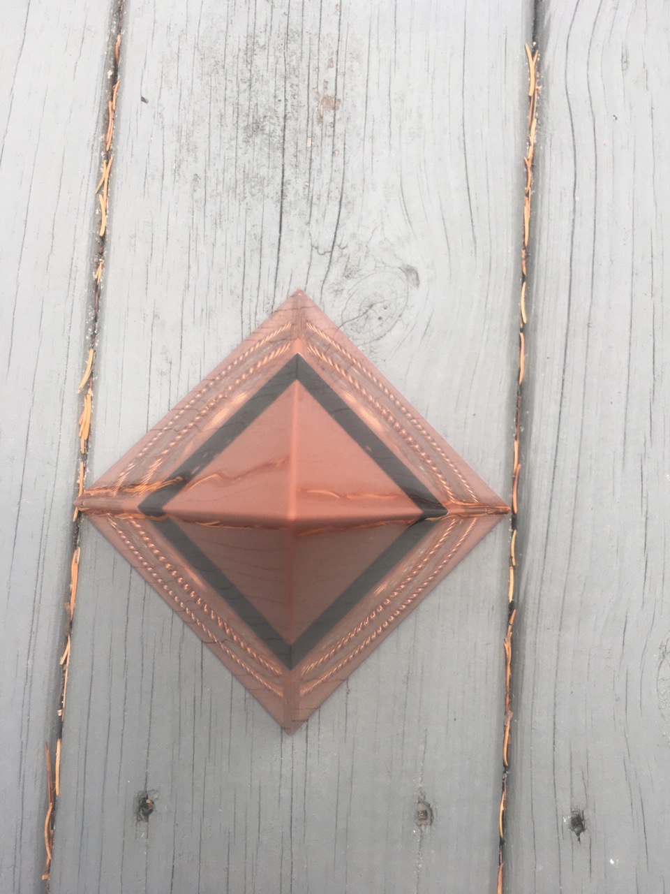 4 Sided Nubian Coiled Accelerator Beacon