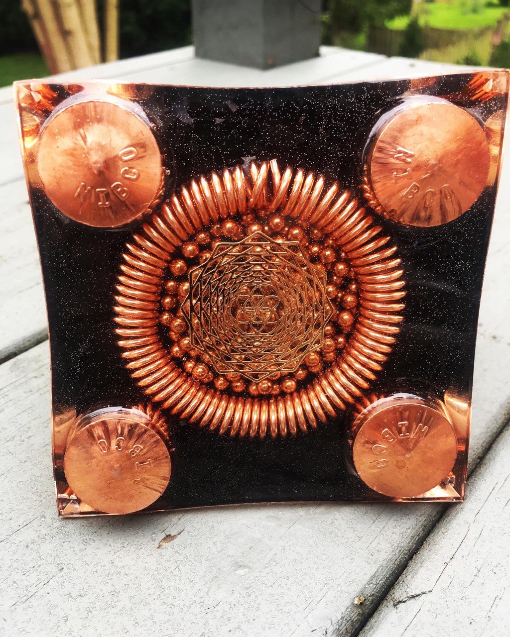 8 Sided Nubian Layered Accelerator