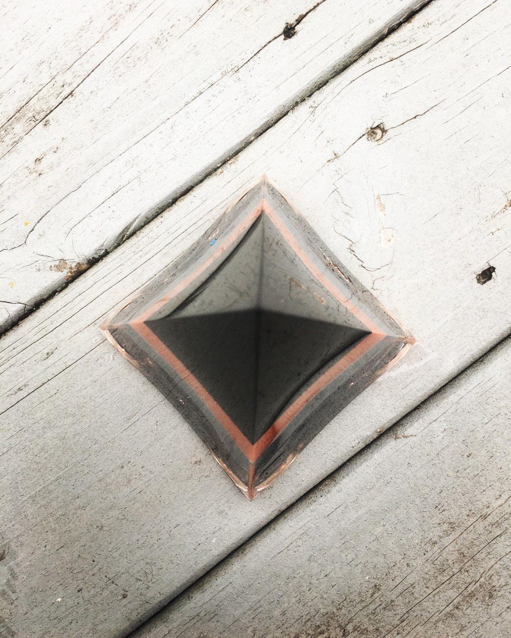 8 Sided Nubian Layered Accelerator